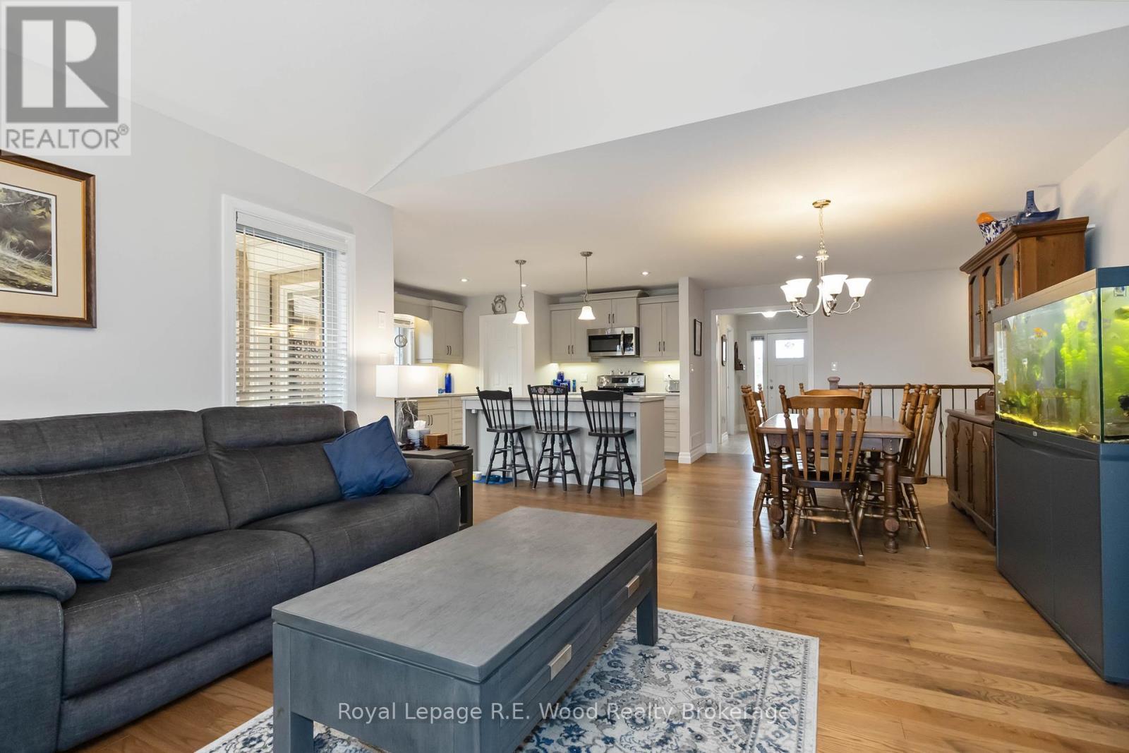 












301 WILSON AVENUE

,
Tillsonburg,




Ontario
N4G0H3

