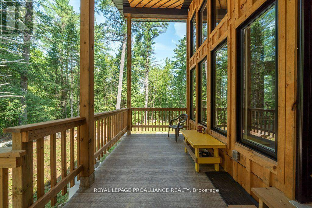 












1812 NORWAY-LAKE LANE

,
North Frontenac (Frontenac North),




Ontario
K0H2M0

