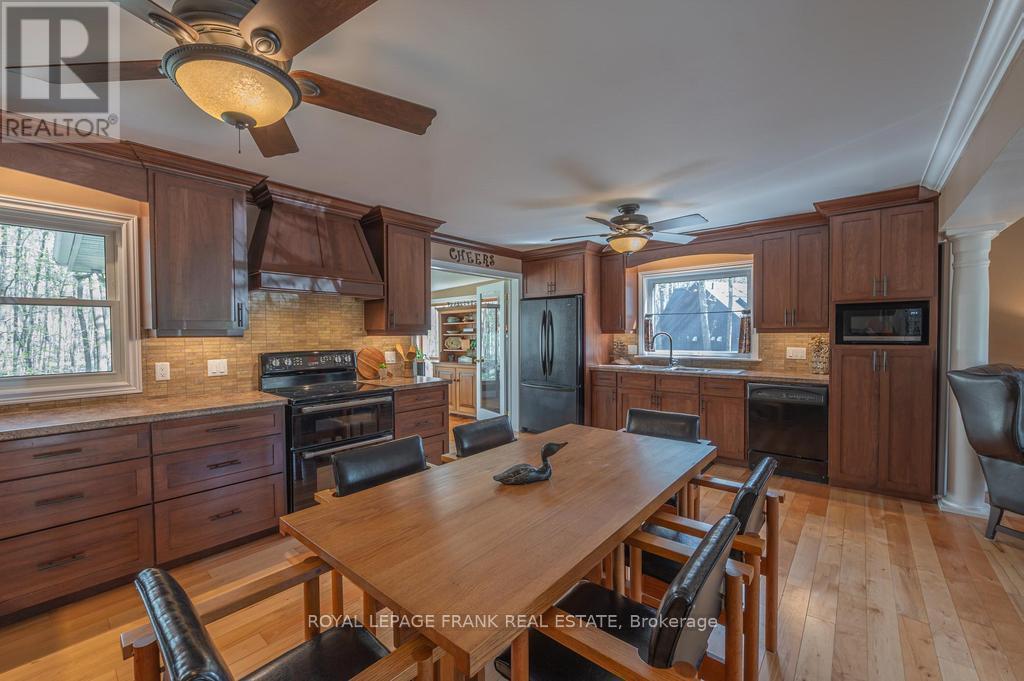 












132 SUGARBUSH CRESCENT

,
Trent Lakes,




Ontario
K0L1J0

