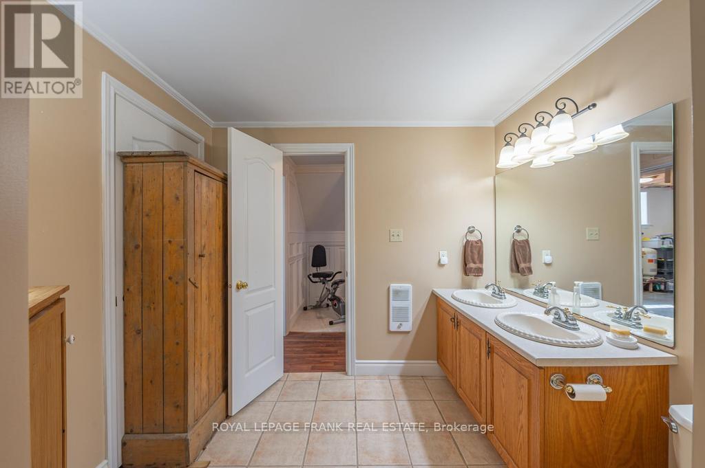 












132 SUGARBUSH CRESCENT

,
Trent Lakes,




Ontario
K0L1J0

