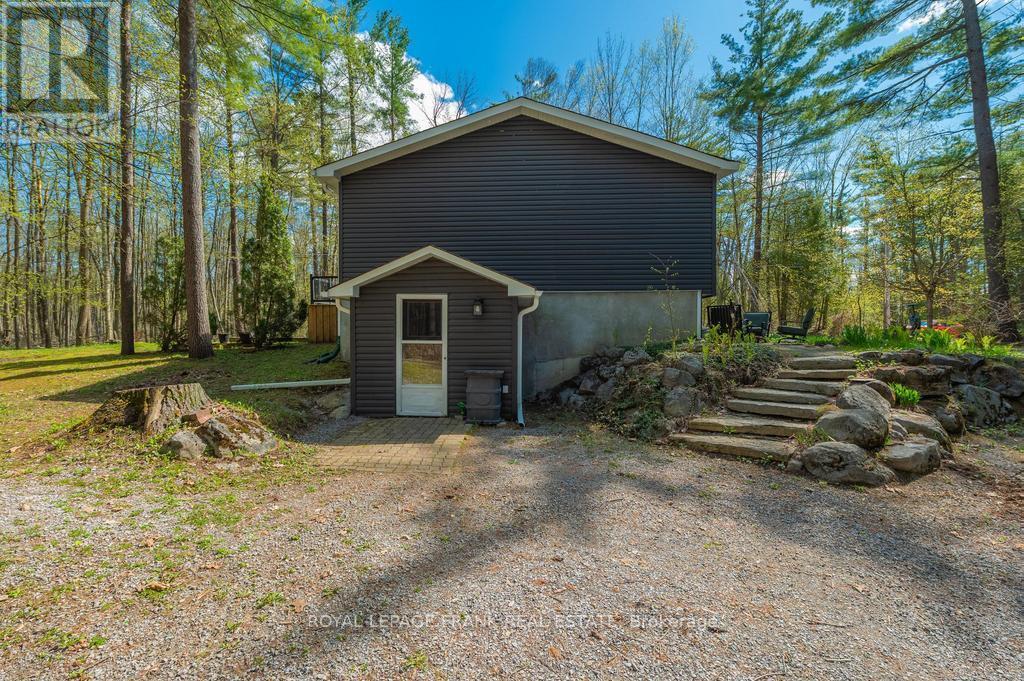 












132 SUGARBUSH CRESCENT

,
Trent Lakes,




Ontario
K0L1J0

