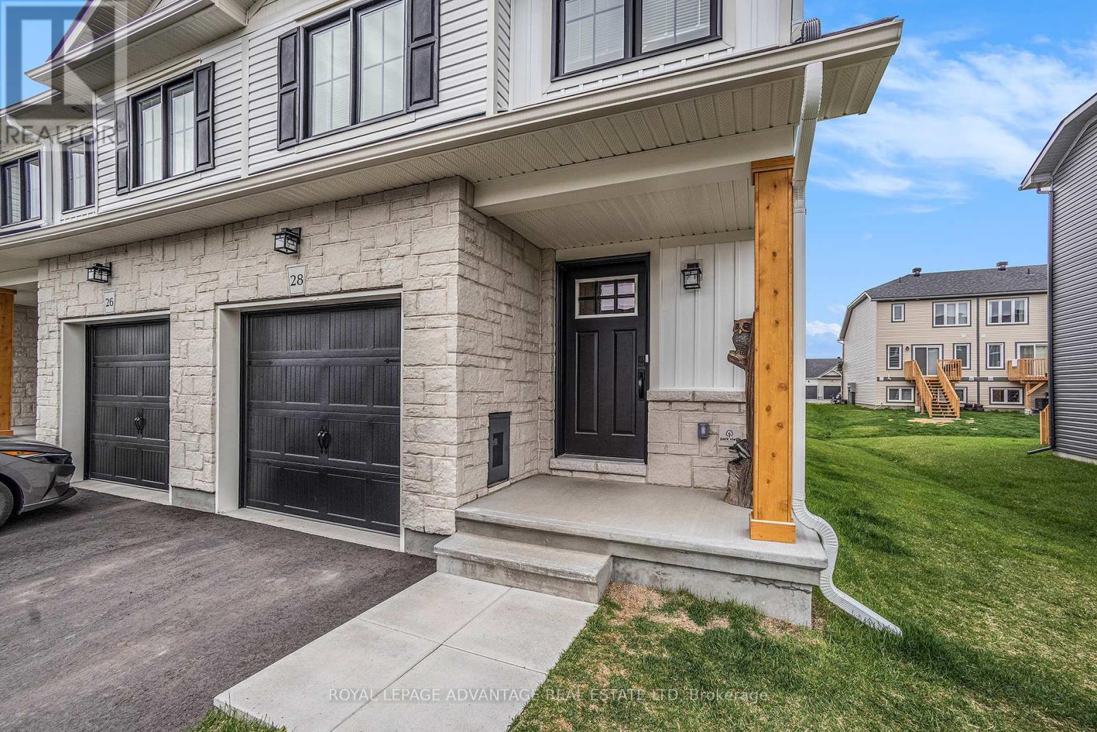 












28 MARGARET GRAHAM TERRACE

,
Smiths Falls,




Ontario
K7A0B9

