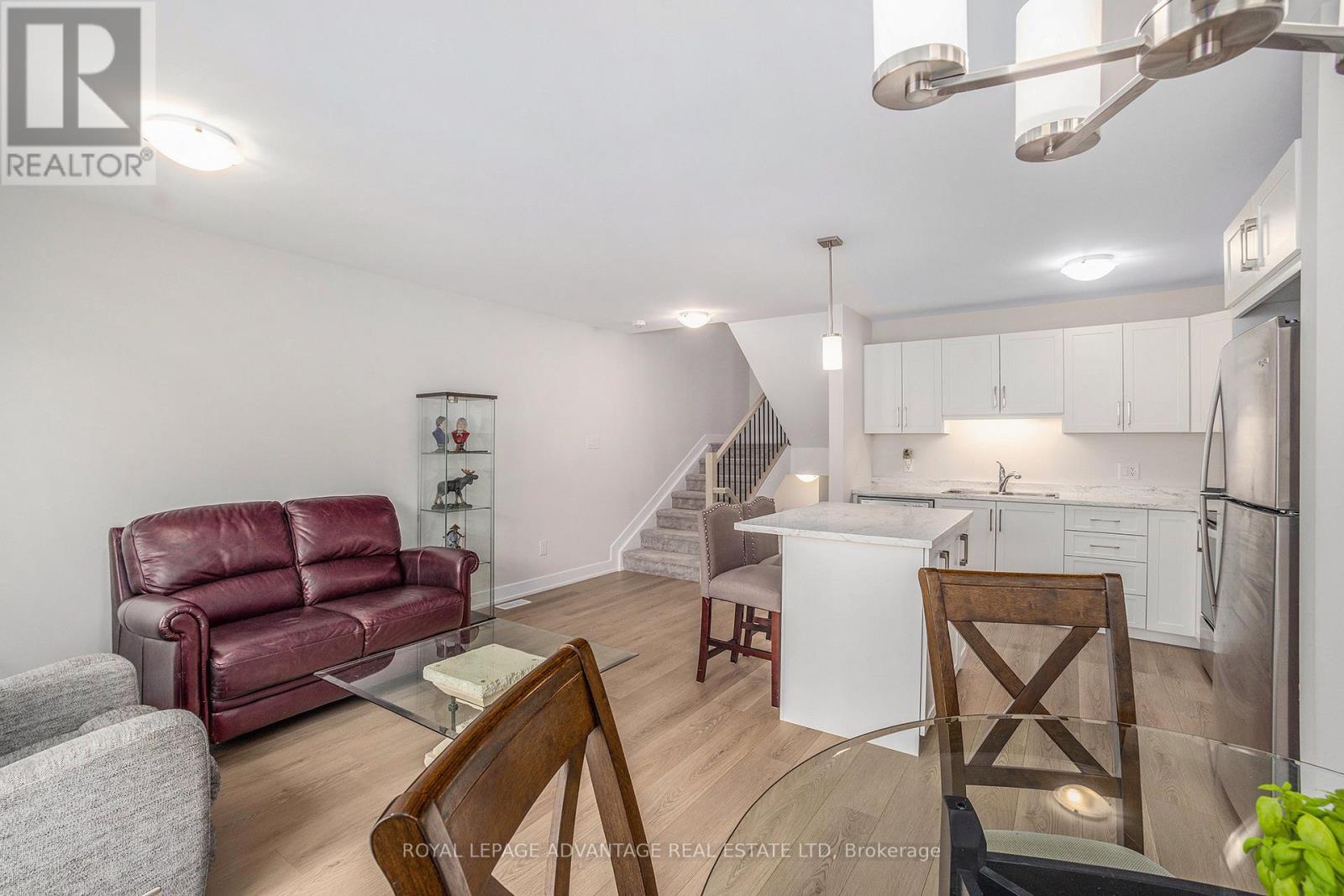 












28 MARGARET GRAHAM TERRACE

,
Smiths Falls,




Ontario
K7A0B9

