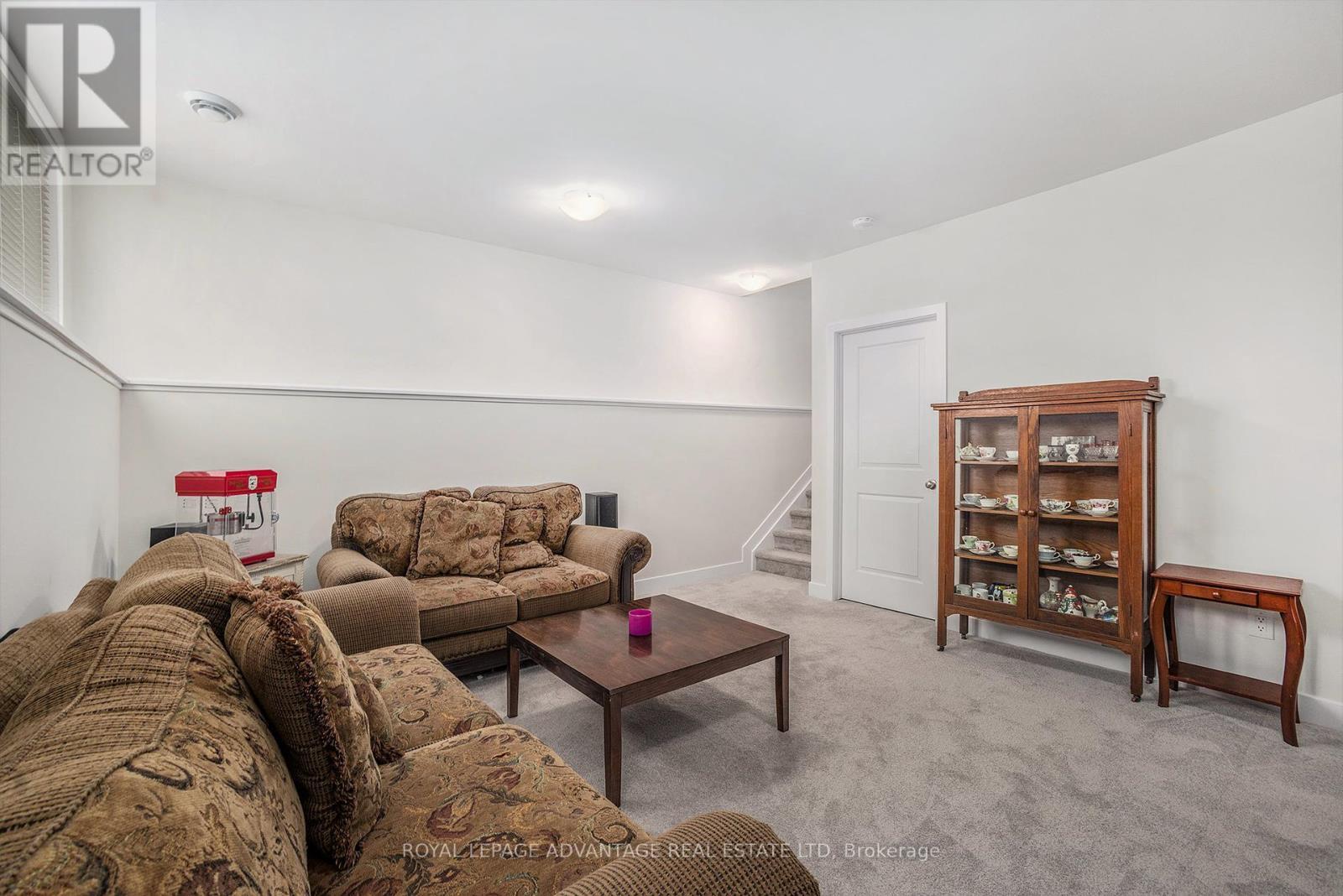 












28 MARGARET GRAHAM TERRACE

,
Smiths Falls,




Ontario
K7A0B9

