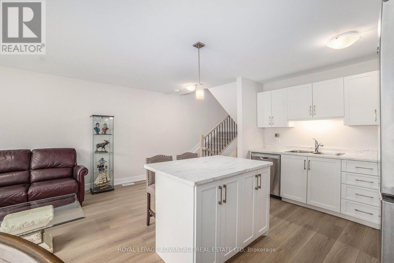 












28 MARGARET GRAHAM TERRACE

,
Smiths Falls,




Ontario
K7A0B9

