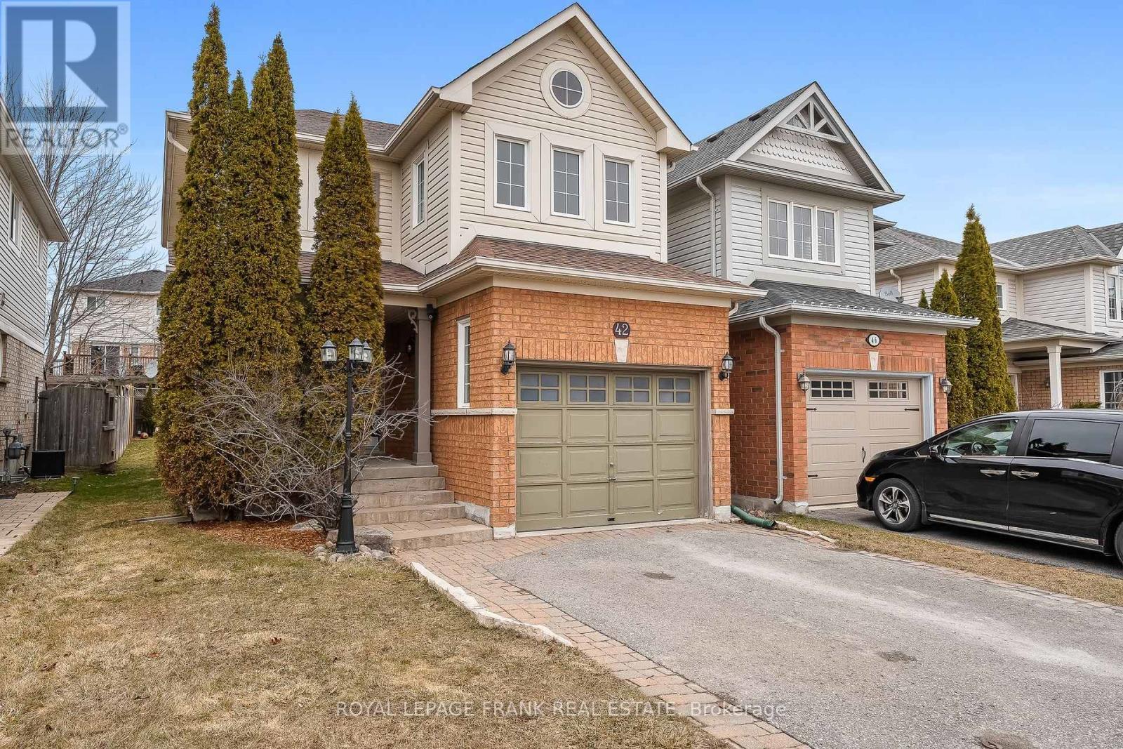 












42 CHILDS COURT

,
Clarington (Bowmanville),




Ontario
L1C5P2

