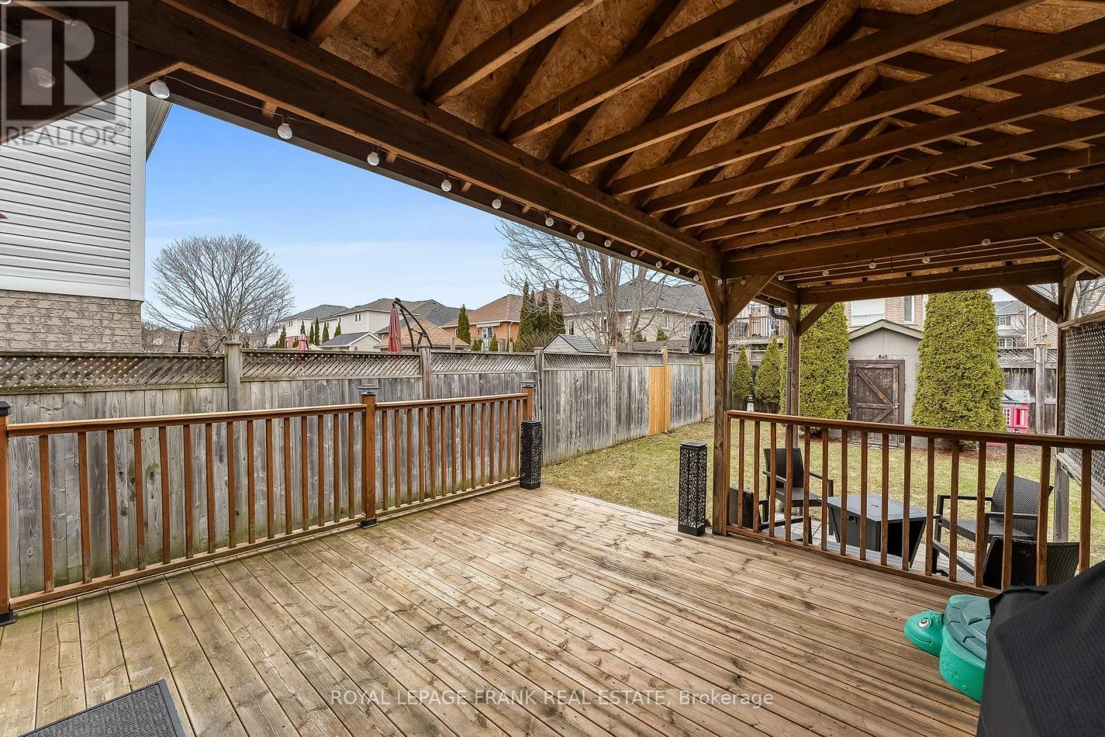 












42 CHILDS COURT

,
Clarington (Bowmanville),




Ontario
L1C5P2

