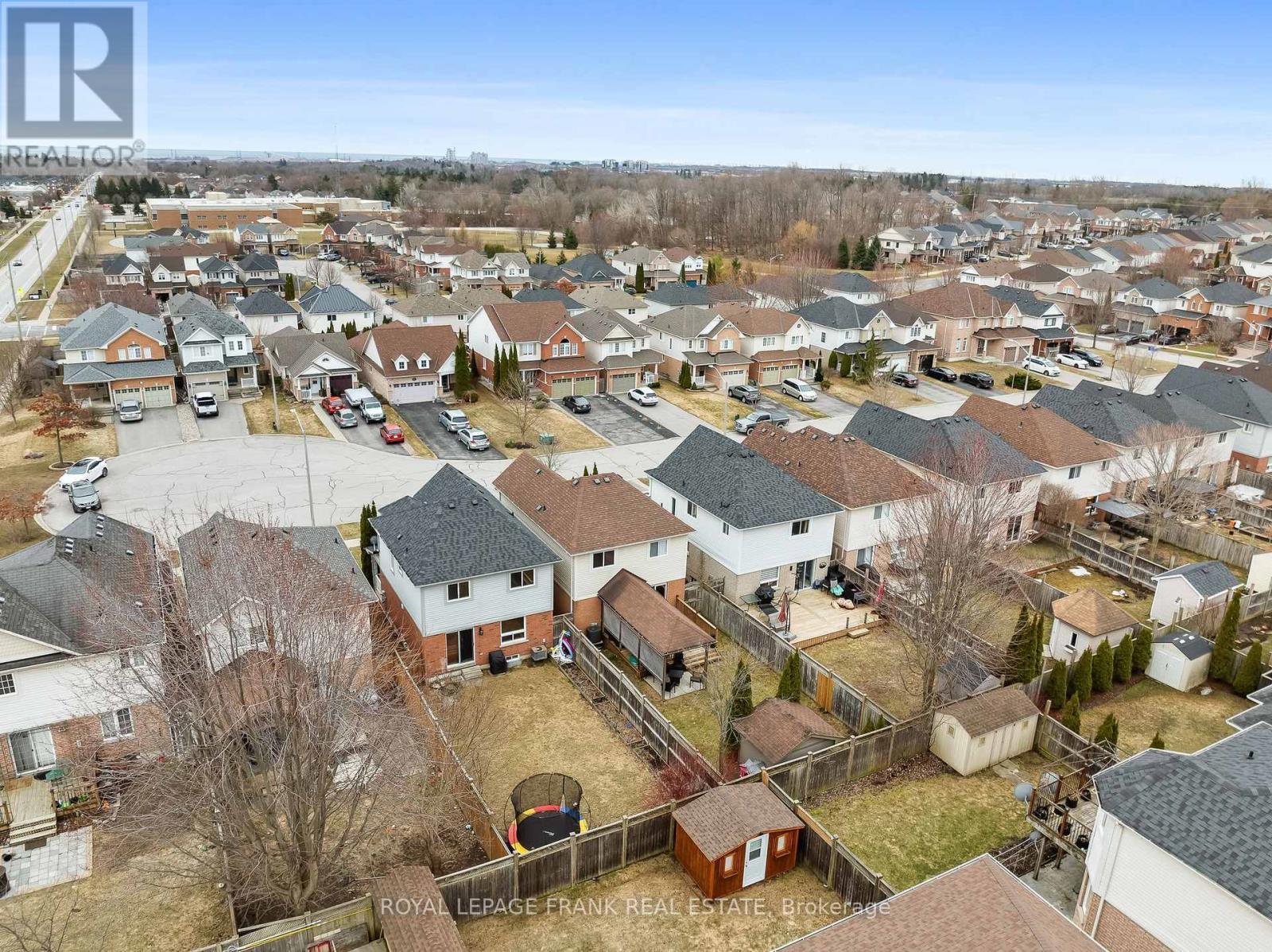 












42 CHILDS COURT

,
Clarington (Bowmanville),




Ontario
L1C5P2

