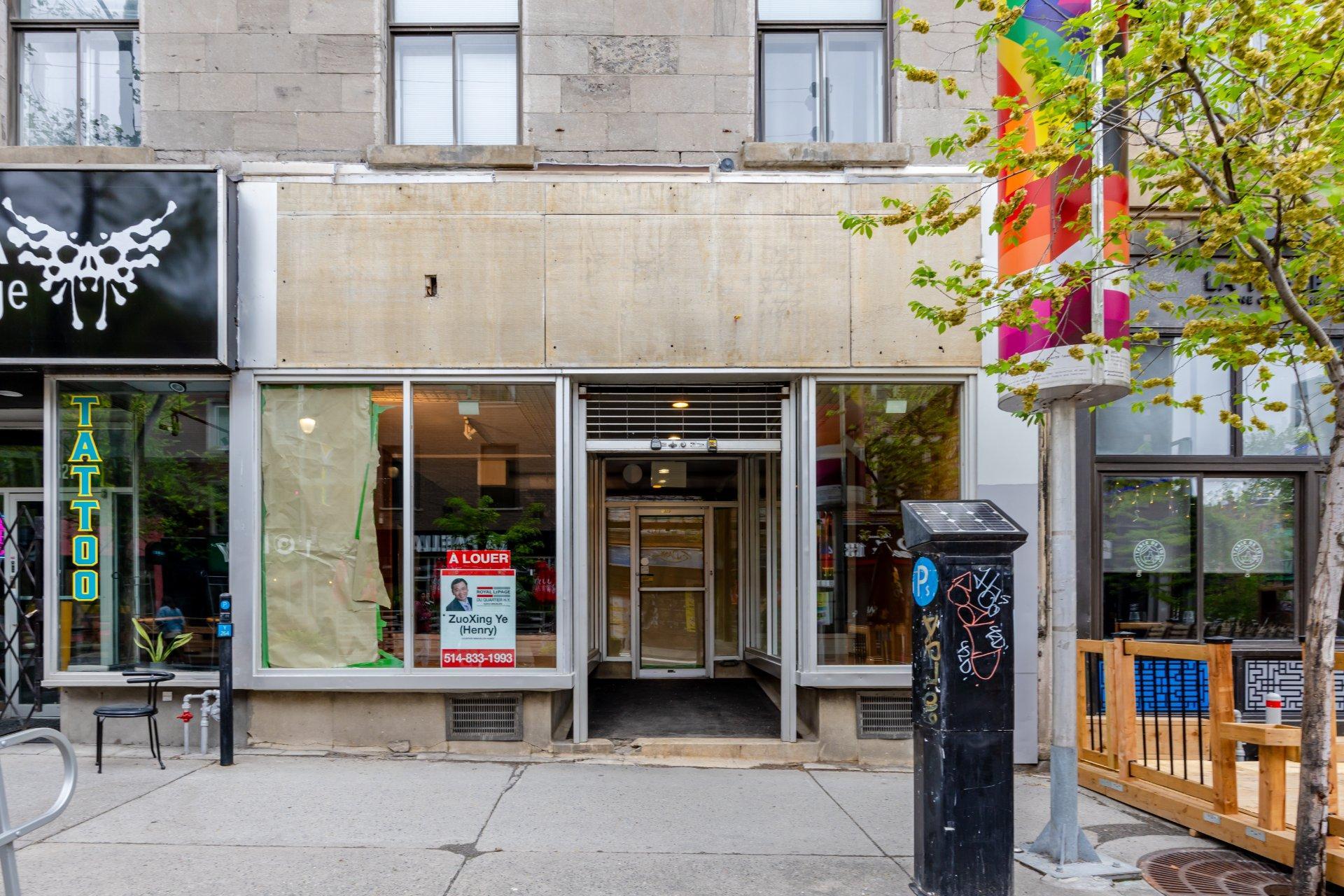 









1323


Rue Ste-Catherine E.

,
Montréal (Ville-Marie),




QC
H2L2H4

