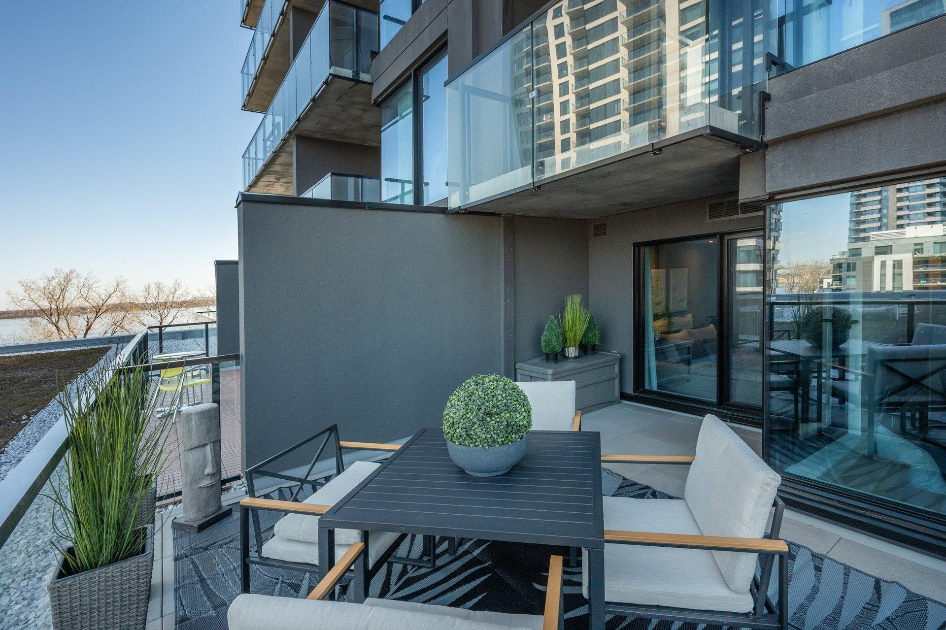 









399


Rue de la Rotonde

, 509,
Montréal (Verdun/Île-des-Soeurs),




QC
H3E0G1

