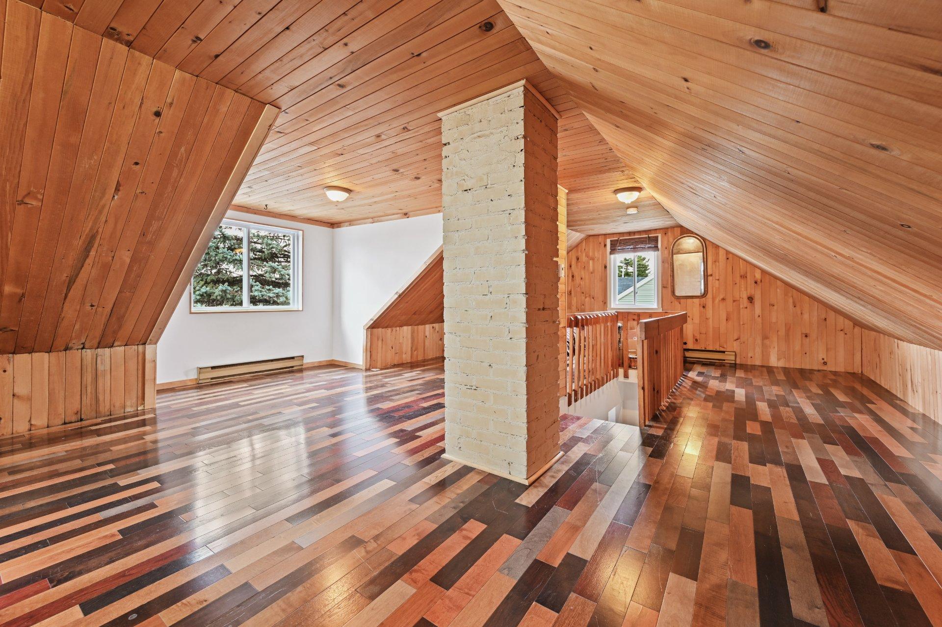 









411


Rue Dufferin

,
Granby,




QC
J2G4Y3

