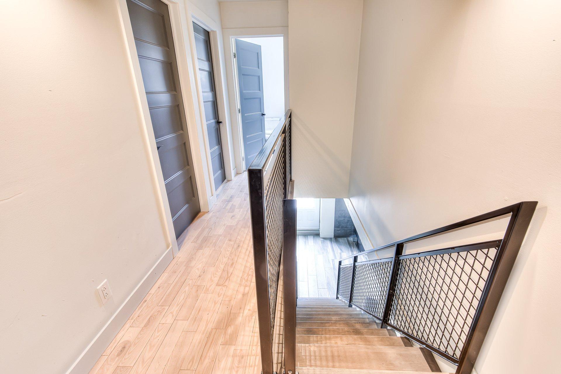 









1216


Rue St-Camille

,
Saint-Jérôme,




QC
J5L2K7

