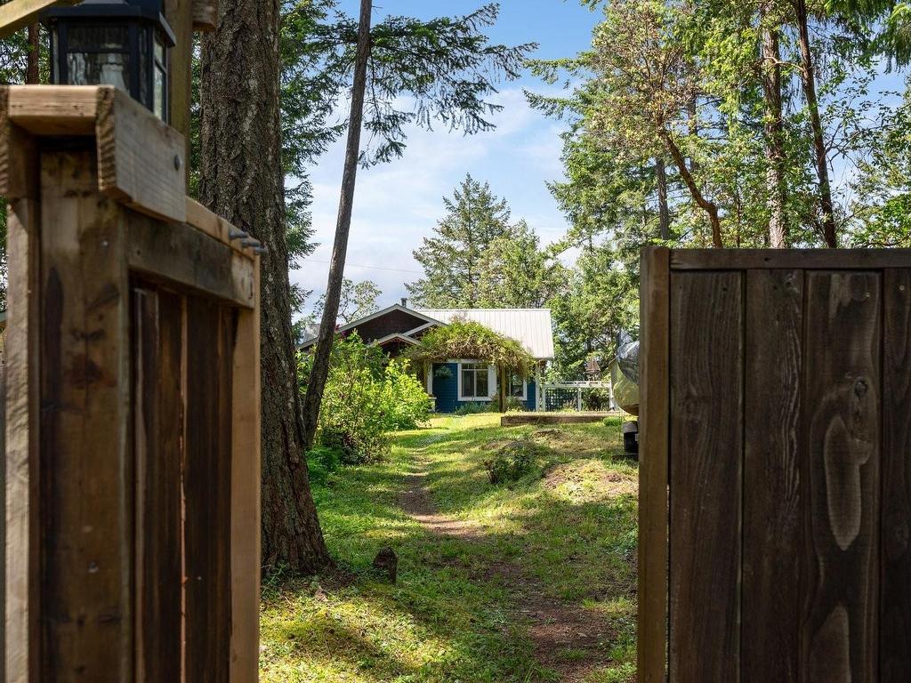 









139


Pirates

Lane,
Protection Island,




BC
V9R 6R1

