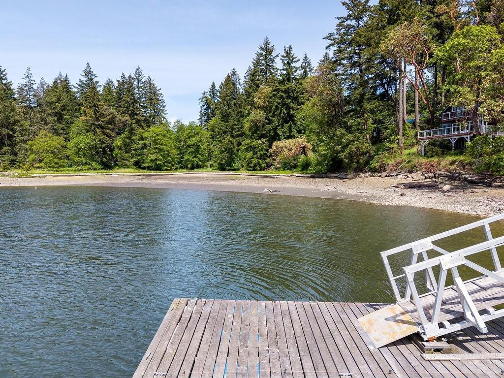









139


Pirates

Lane,
Protection Island,




BC
V9R 6R1

