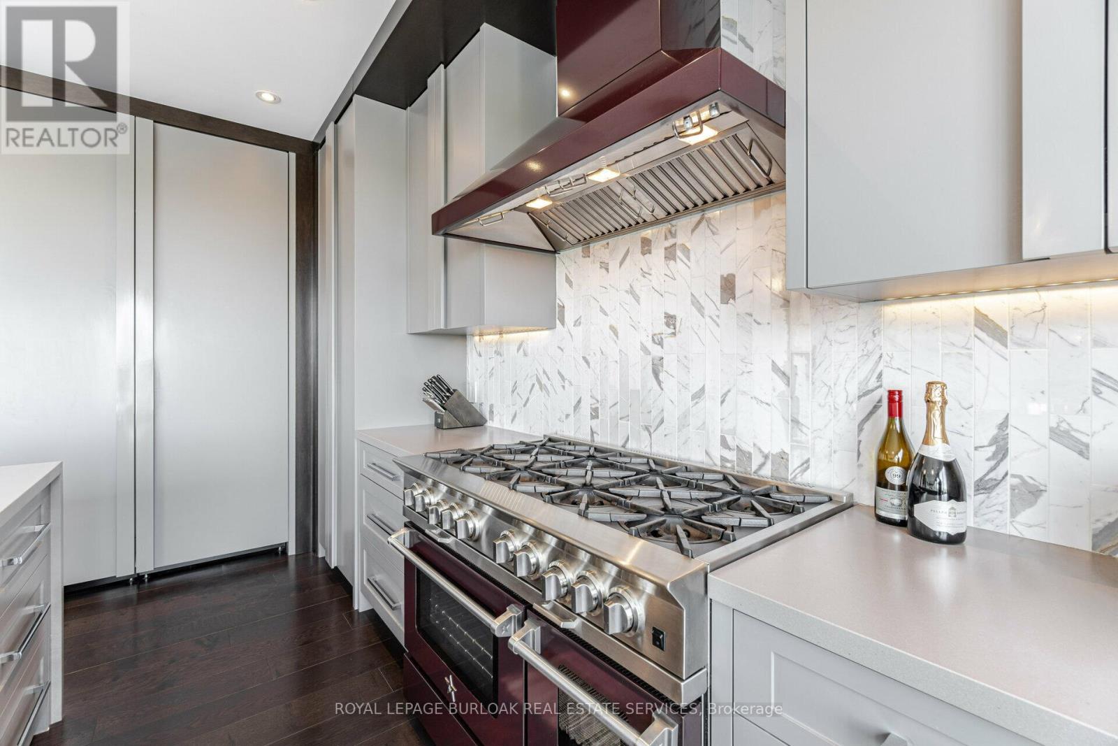 












49 KENMIR AVENUE

,
Niagara-on-the-Lake,




Ontario
L0S1J1

