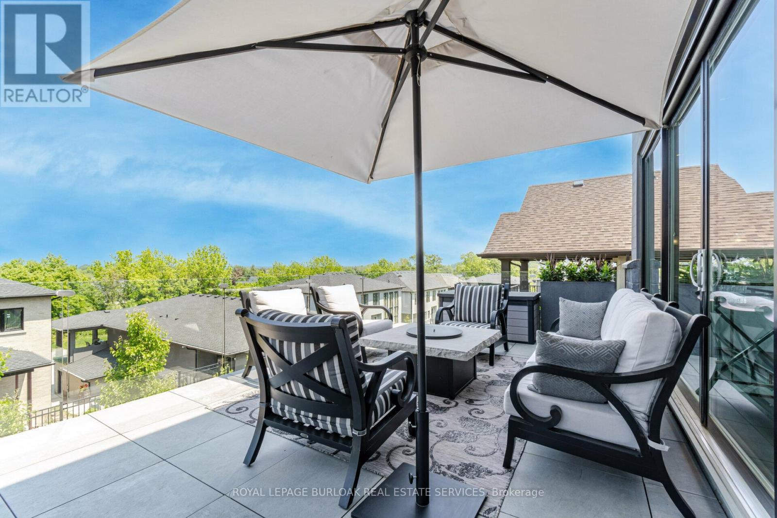 












49 KENMIR AVENUE

,
Niagara-on-the-Lake,




Ontario
L0S1J1

