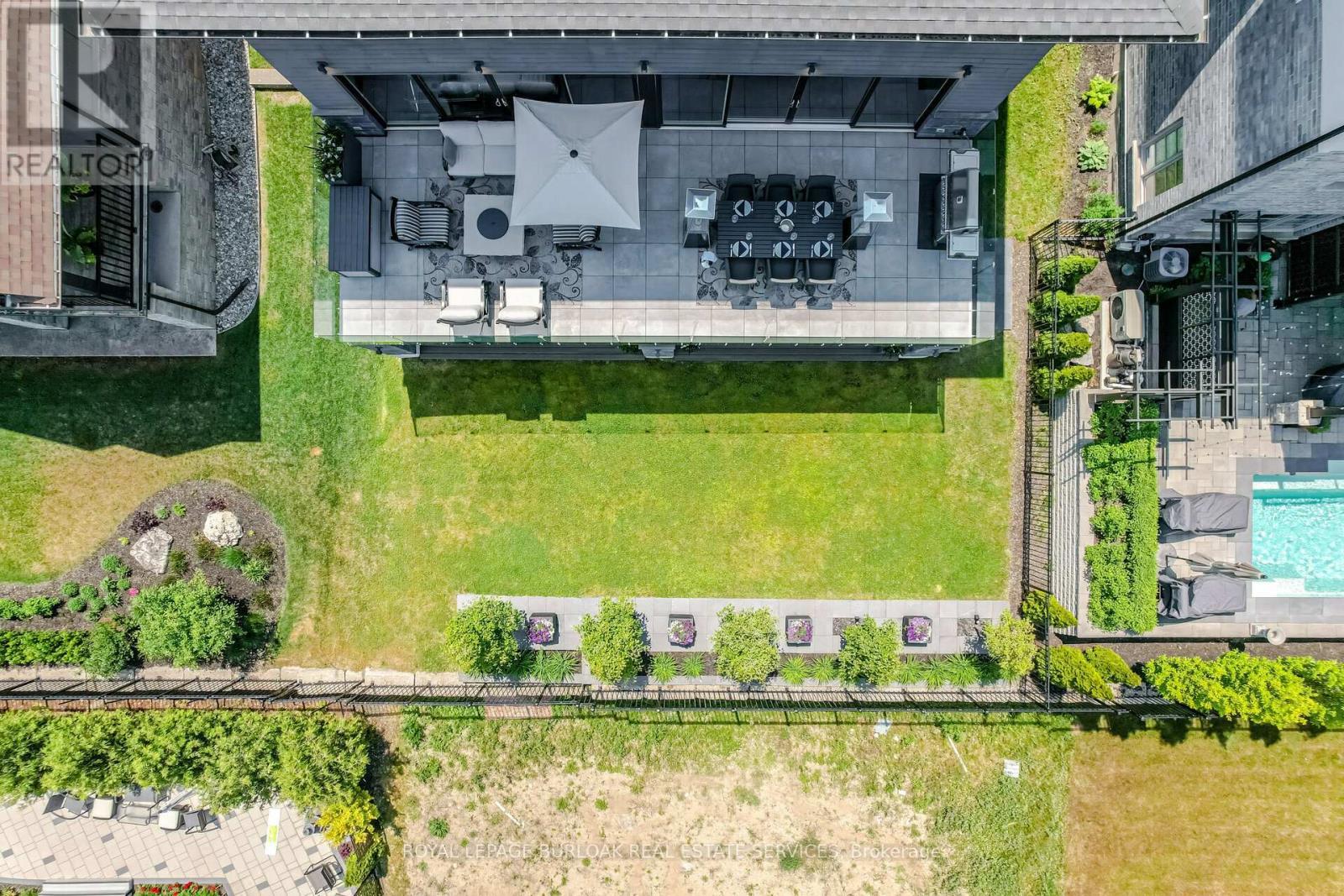 












49 KENMIR AVENUE

,
Niagara-on-the-Lake,




Ontario
L0S1J1

