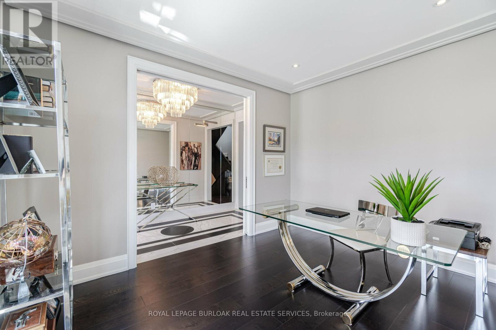 












49 KENMIR AVENUE

,
Niagara-on-the-Lake,




Ontario
L0S1J1

