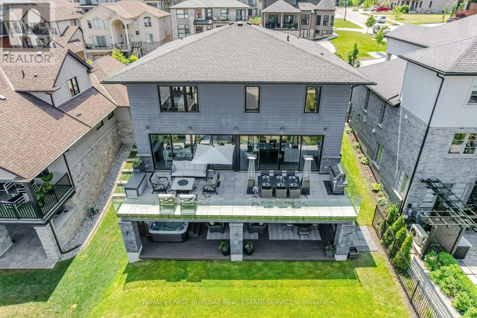 












49 KENMIR AVENUE

,
Niagara-on-the-Lake,




Ontario
L0S1J1

