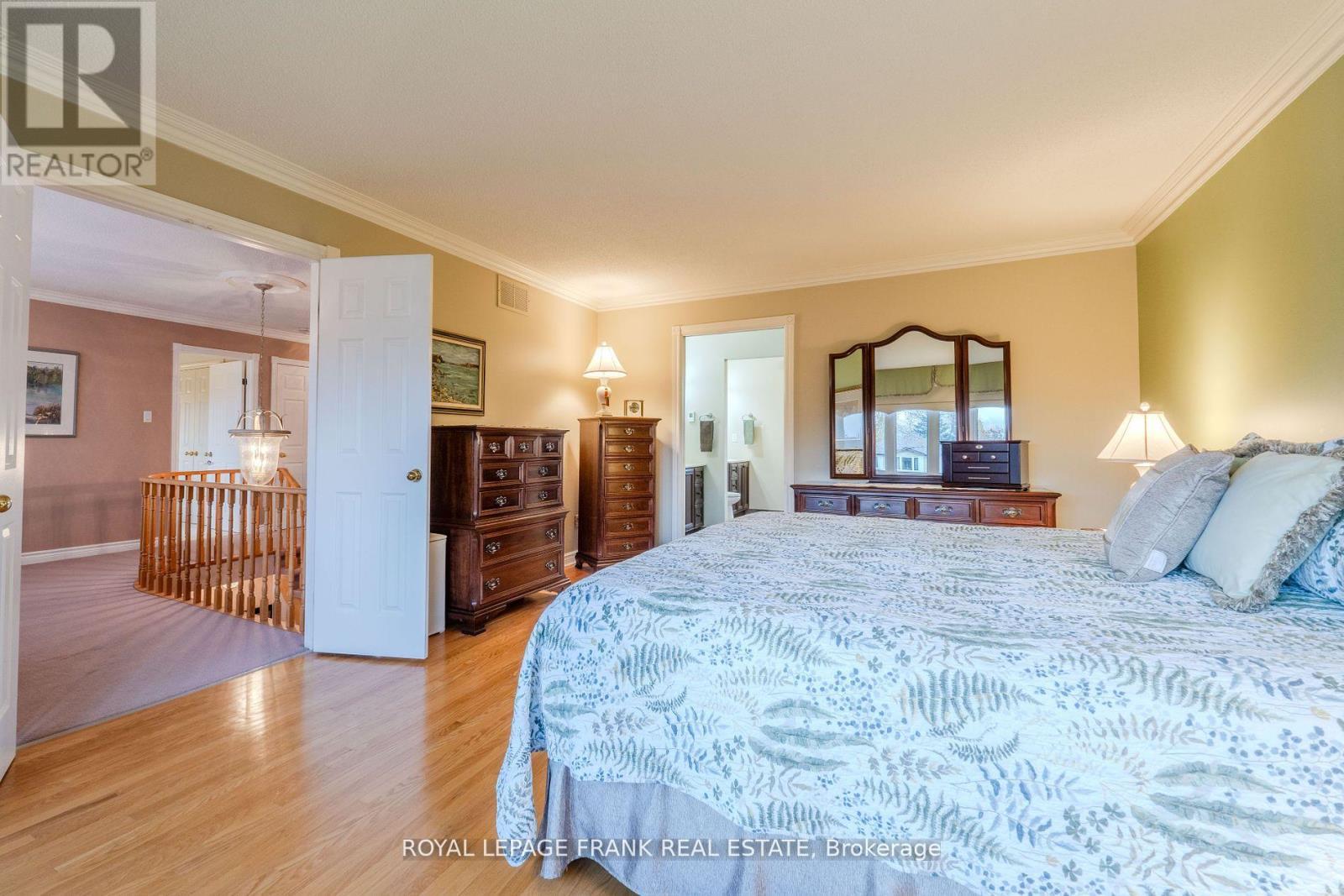 












1 DUNSFORD COURT

,
Kawartha Lakes (Lindsay),




Ontario
K9V5T3


