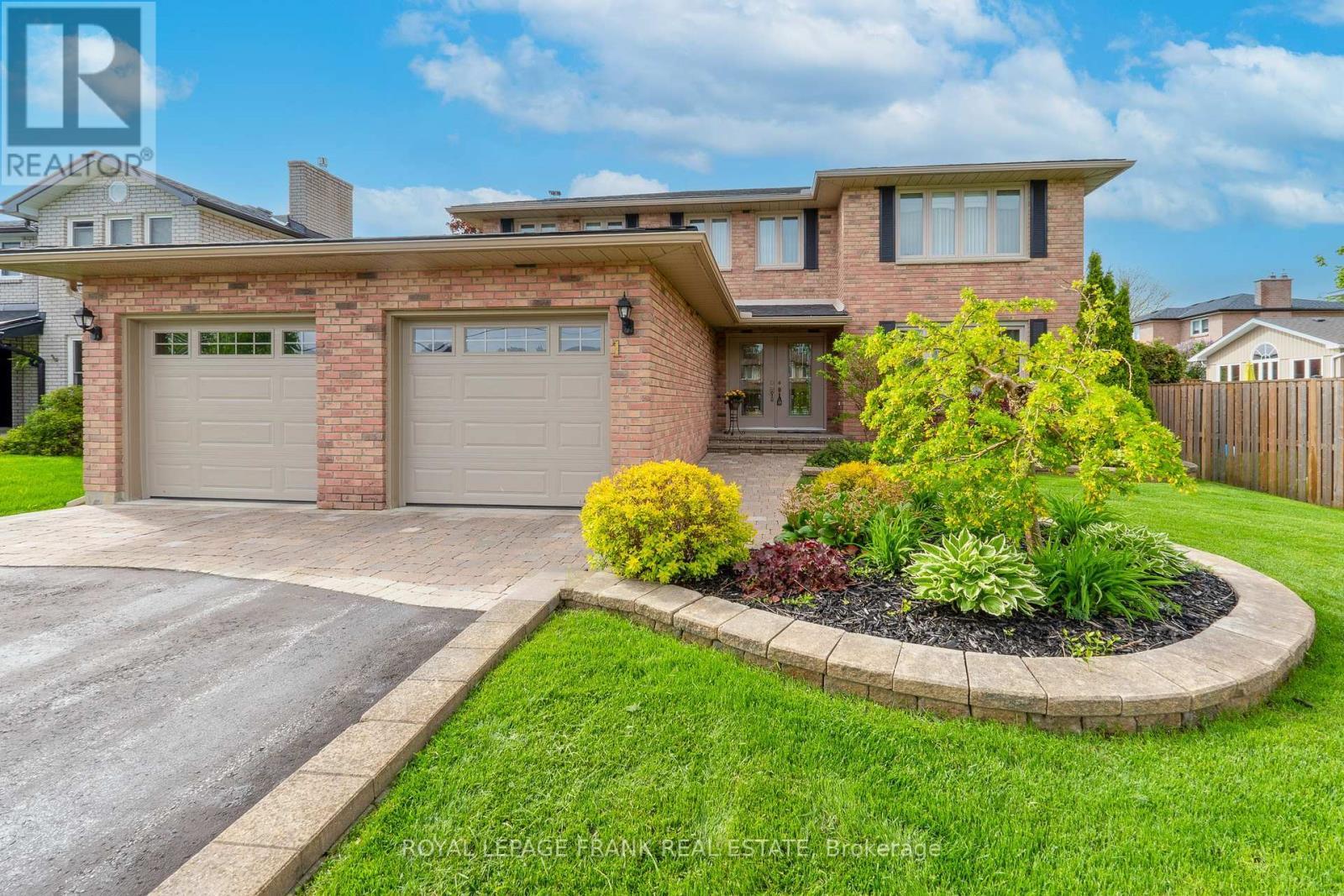 












1 DUNSFORD COURT

,
Kawartha Lakes (Lindsay),




Ontario
K9V5T3

