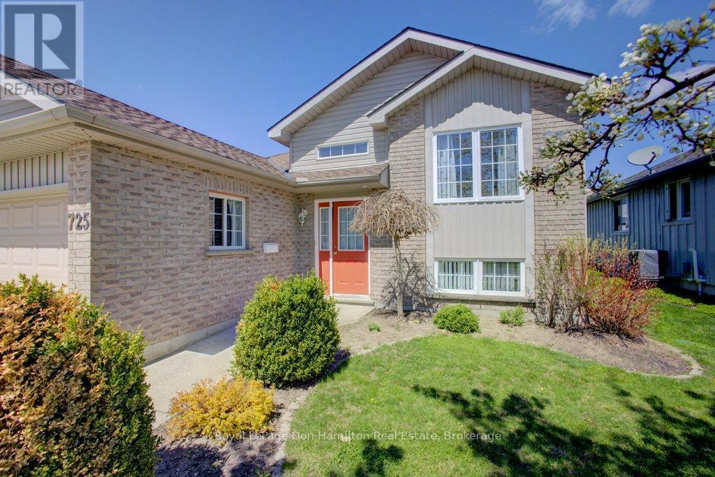 












725 KINCAID STREET

,
North Perth (Listowel),




Ontario
N4W3T5

