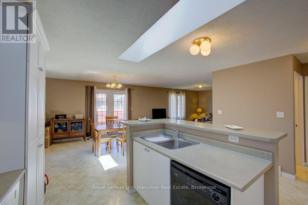












725 KINCAID STREET

,
North Perth (Listowel),




Ontario
N4W3T5

