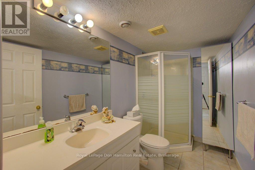 












725 KINCAID STREET

,
North Perth (Listowel),




Ontario
N4W3T5

