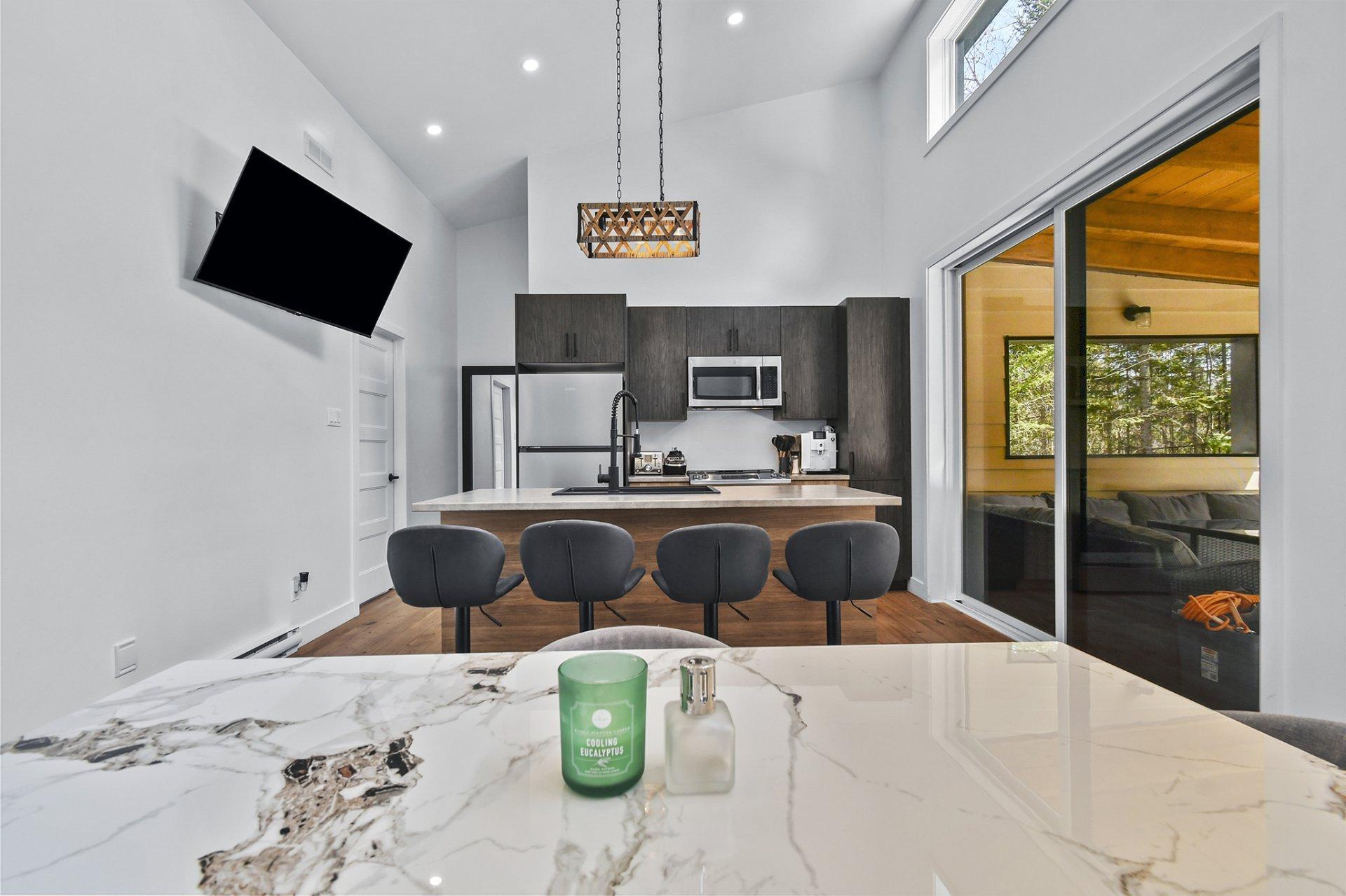 









918


Ch. du Pont-Rouge

,
Notre-Dame-de-la-Merci,




QC
J0T2A0

