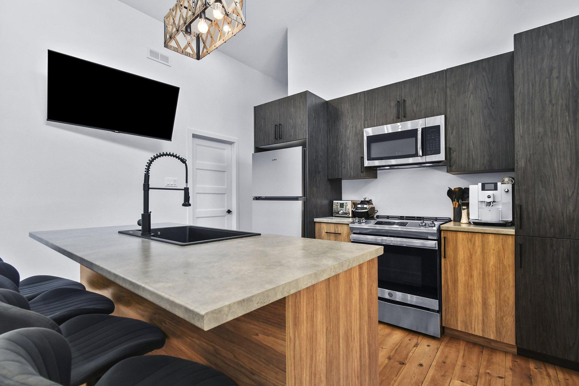 









918


Ch. du Pont-Rouge

,
Notre-Dame-de-la-Merci,




QC
J0T2A0

