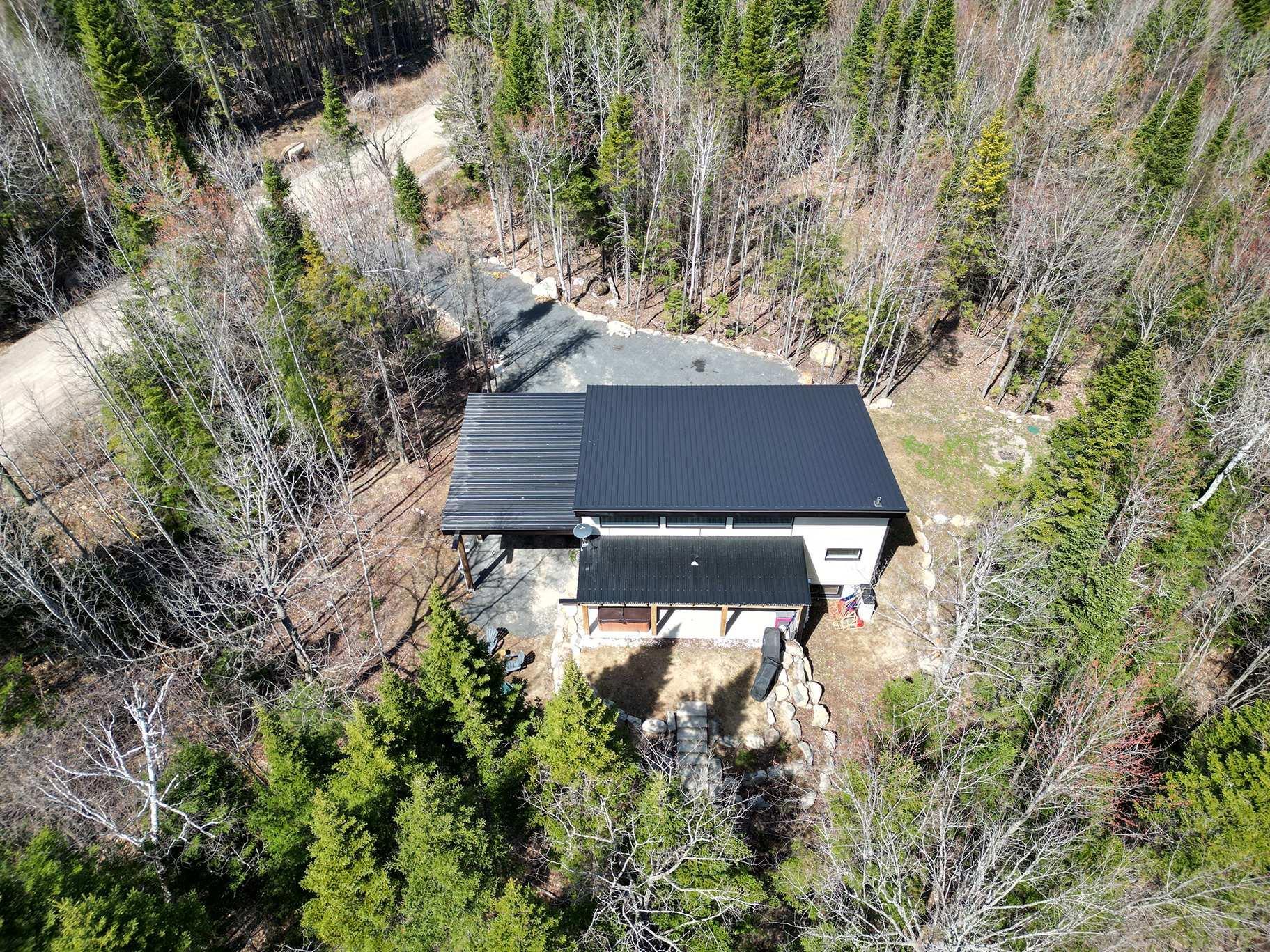 









918


Ch. du Pont-Rouge

,
Notre-Dame-de-la-Merci,




QC
J0T2A0

