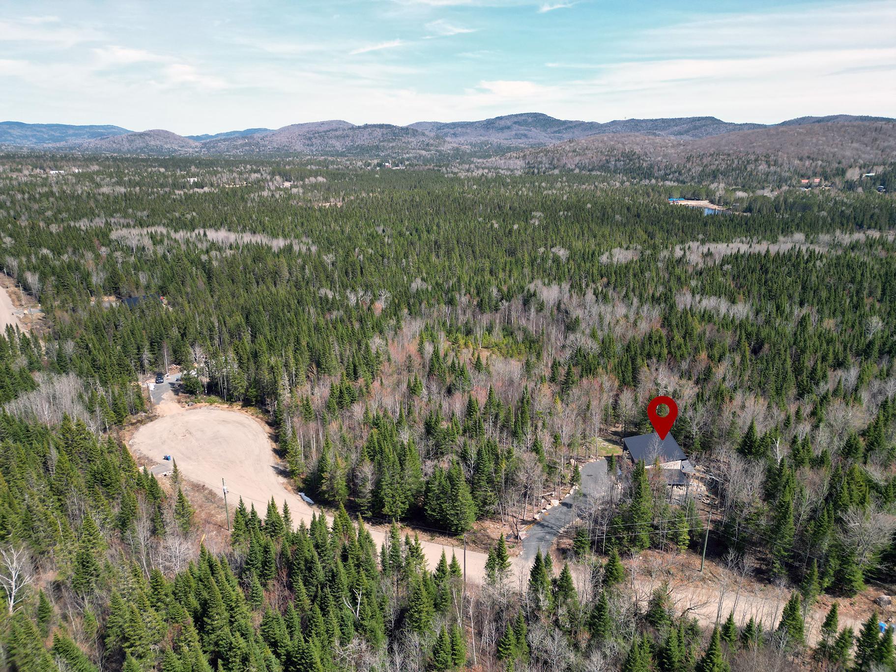 









918


Ch. du Pont-Rouge

,
Notre-Dame-de-la-Merci,




QC
J0T2A0

