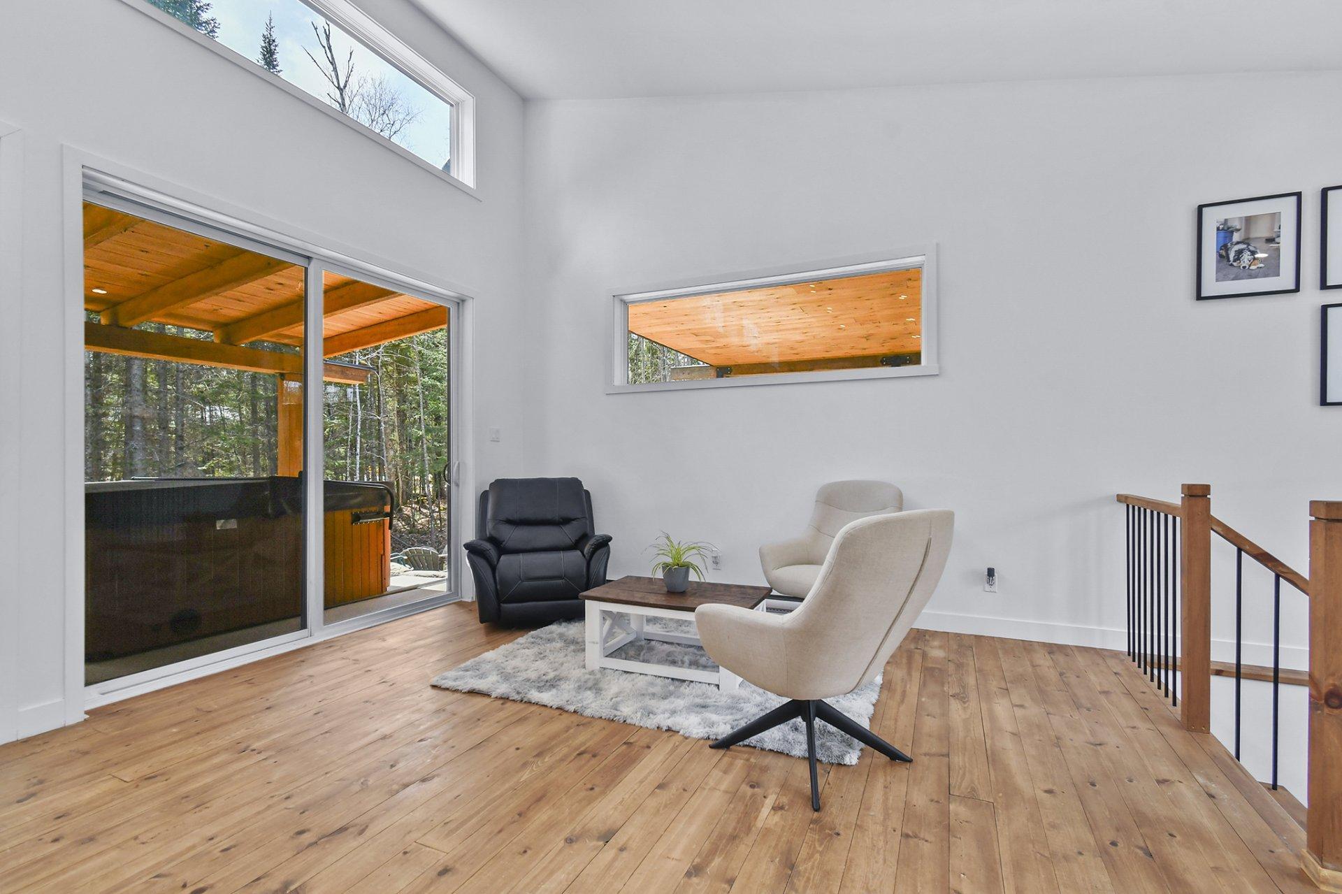 









918


Ch. du Pont-Rouge

,
Notre-Dame-de-la-Merci,




QC
J0T2A0

