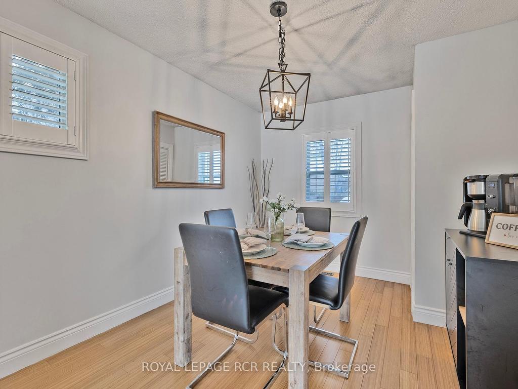 









273


Rogers

Road,
Newmarket,




ON
L3Y 1G5

