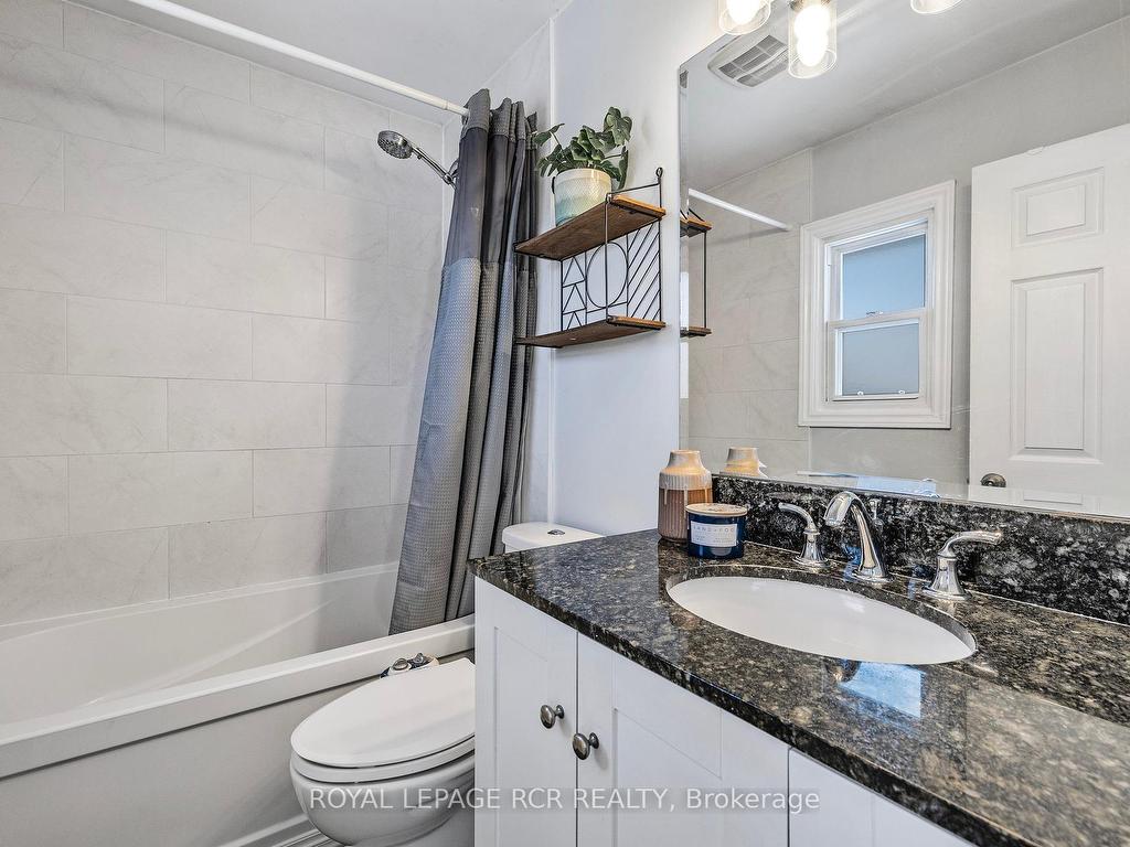 









273


Rogers

Road,
Newmarket,




ON
L3Y 1G5

