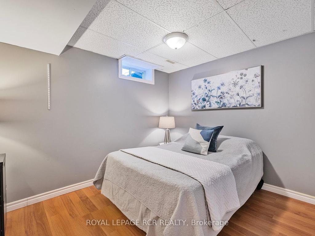 









273


Rogers

Road,
Newmarket,




ON
L3Y 1G5

