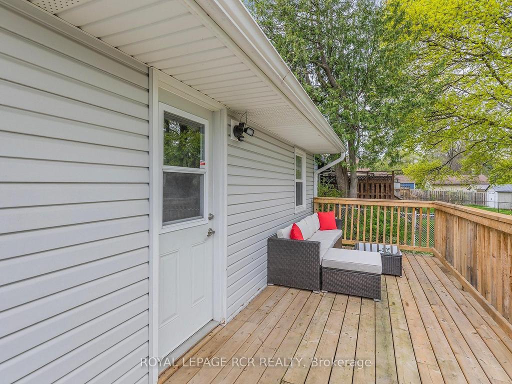 









273


Rogers

Road,
Newmarket,




ON
L3Y 1G5

