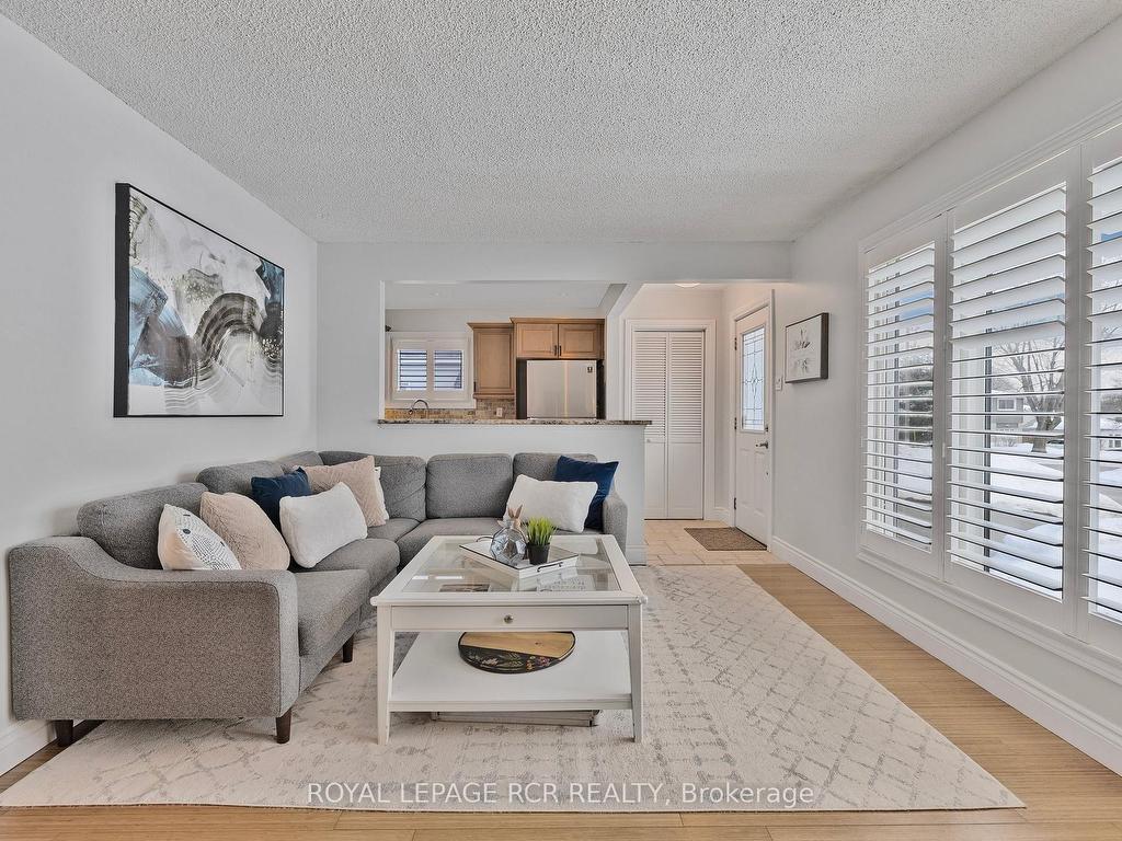 









273


Rogers

Road,
Newmarket,




ON
L3Y 1G5

