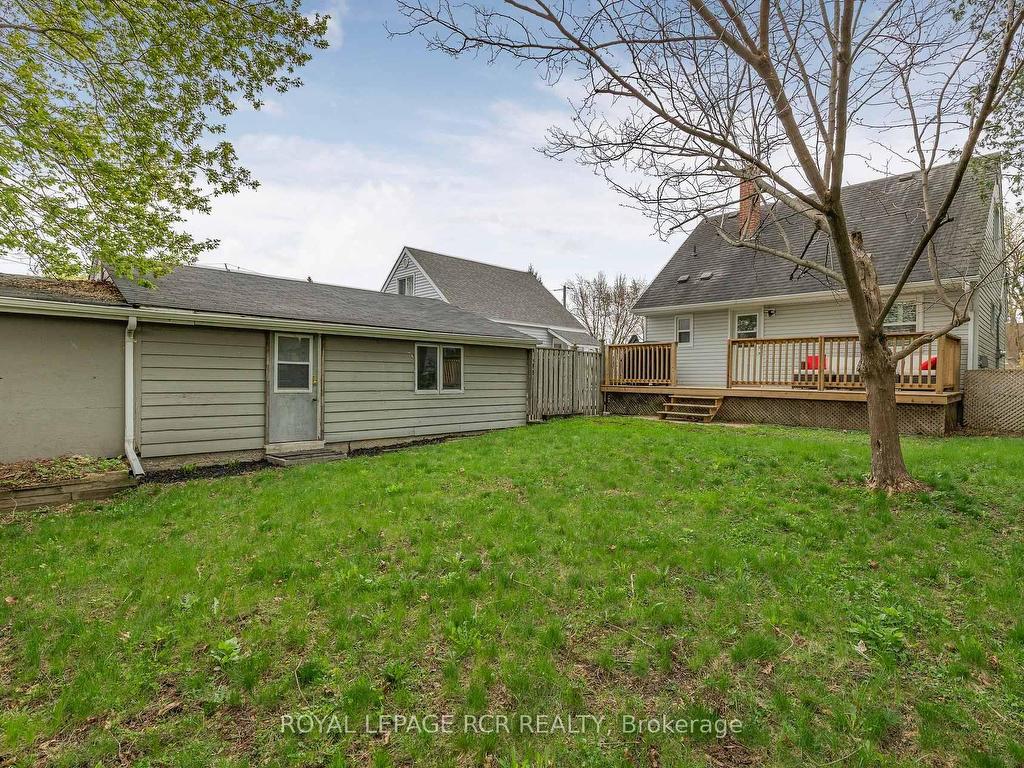 









273


Rogers

Road,
Newmarket,




ON
L3Y 1G5

