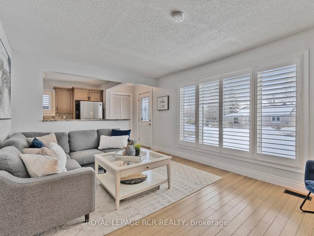 









273


Rogers

Road,
Newmarket,




ON
L3Y 1G5

