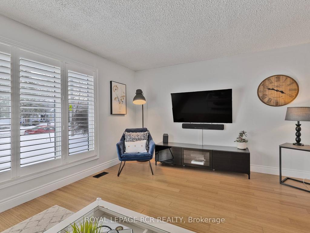 









273


Rogers

Road,
Newmarket,




ON
L3Y 1G5

