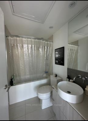 









161


Roehampton

Avenue, 4103,
Toronto,




ON
M4P 1P9

