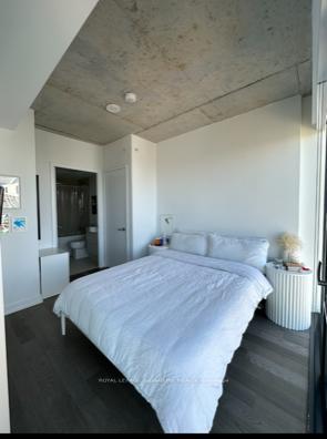 









161


Roehampton

Avenue, 4103,
Toronto,




ON
M4P 1P9

