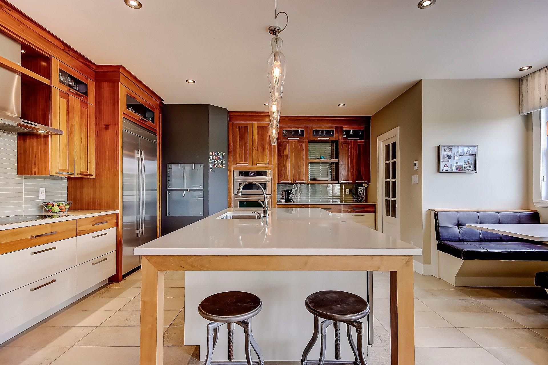 









3080


Rue des Pleurotes

,
Saint-Bruno-de-Montarville,




QC
J3V0C8

