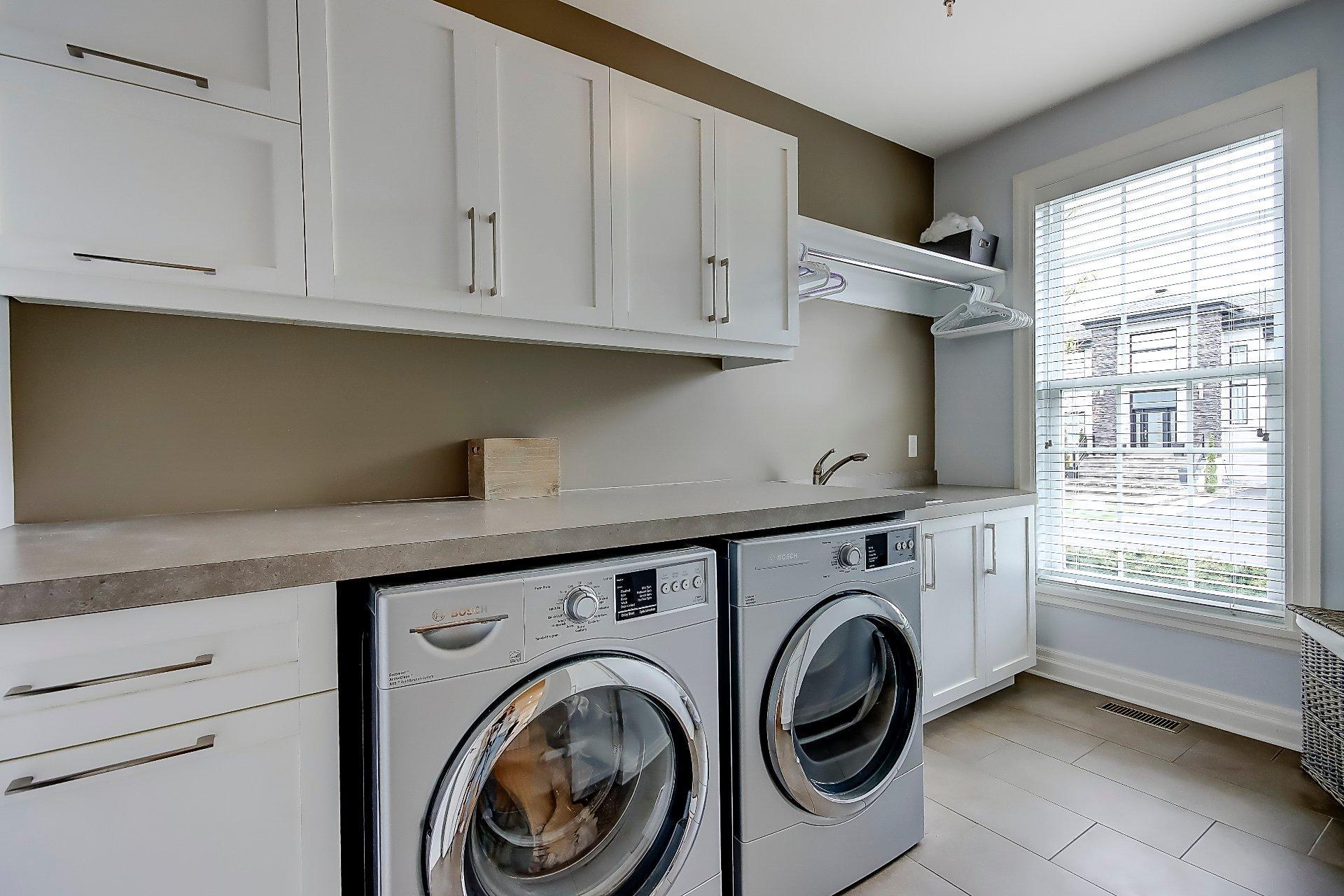









3080


Rue des Pleurotes

,
Saint-Bruno-de-Montarville,




QC
J3V0C8

