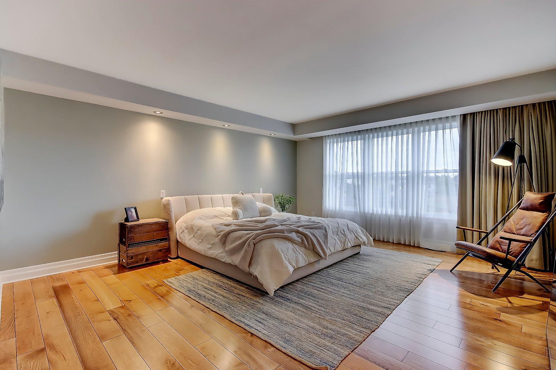









3080


Rue des Pleurotes

,
Saint-Bruno-de-Montarville,




QC
J3V0C8

