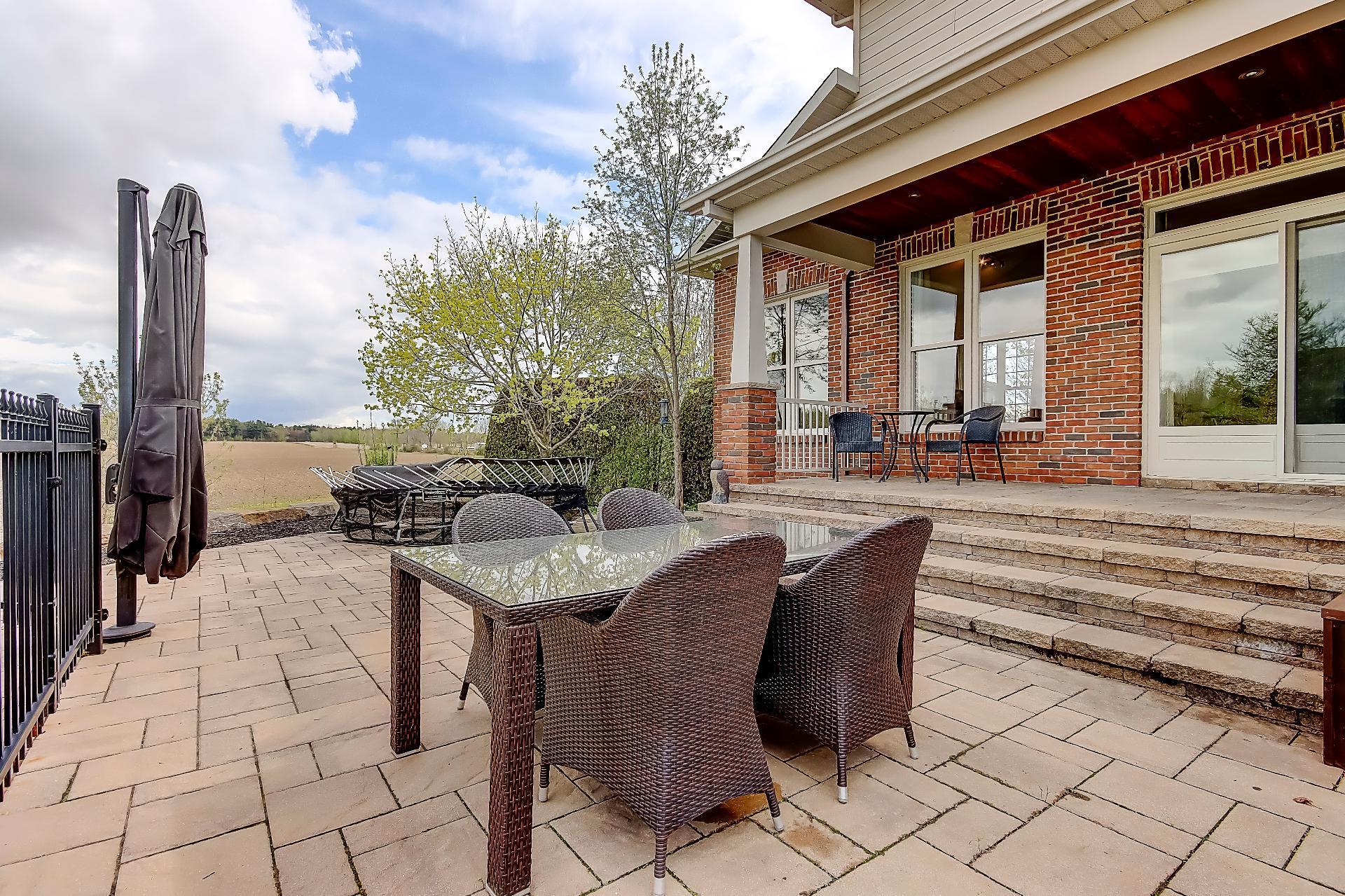 









3080


Rue des Pleurotes

,
Saint-Bruno-de-Montarville,




QC
J3V0C8

