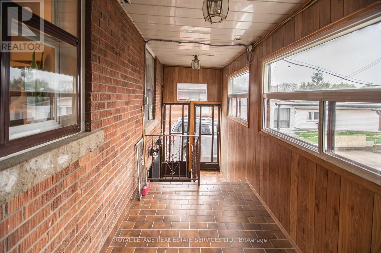 












1010 CALEDONIA ROAD

,
Toronto,




Ontario
M6B3Z1

