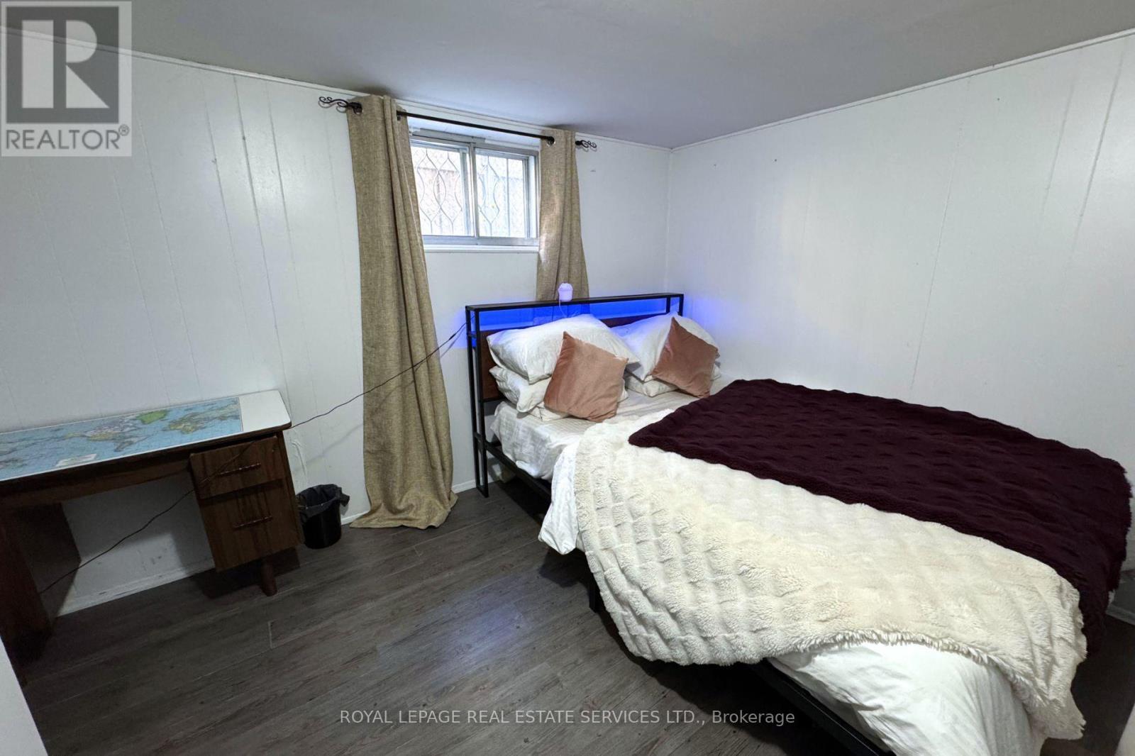 












1010 CALEDONIA ROAD

,
Toronto,




Ontario
M6B3Z1

