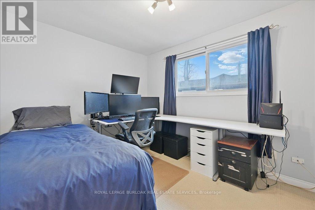 












768 KING ROAD

,
Burlington,




Ontario
L7T3K6

